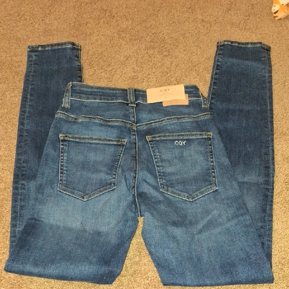 Women's Skinny Jeans in Blue